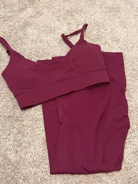 Vitality Cloud II Burgundy Activewear Set - Sports Bra & Leggings